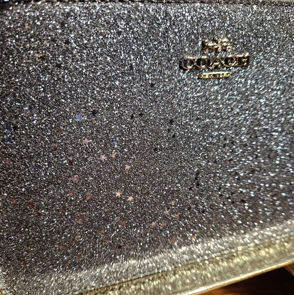 Coach Boxed Small Wristlet With Star Glitter - Picture 2 of 6